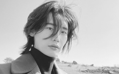 Lee Jong Suk enamora a los fans luciendo su cabello largo