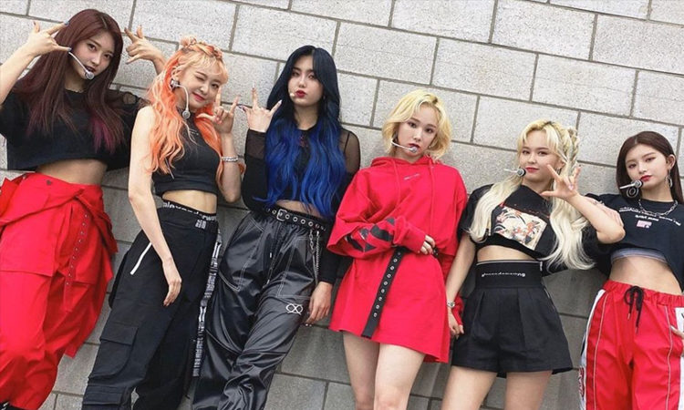 EVERGLOW su concierto en linea para celebrar el sencillo LAST MELODY