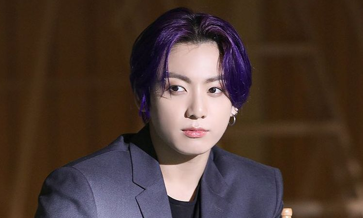 Jungkook de BTS aparece luciendo un 'batik' y ARMY de indonesia colapsa