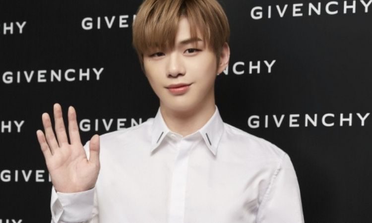 Kang Daniel para Givenchy