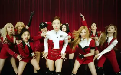 Este es el costoso precio del vestuario que usó TWICE en 'Perfect World'