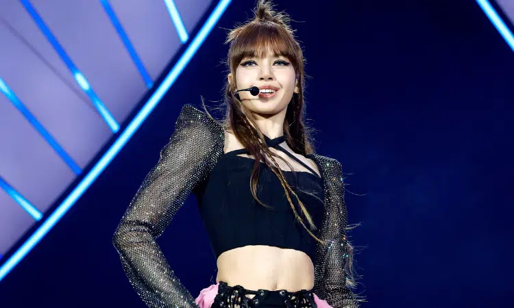 Lisa BLACKPINK